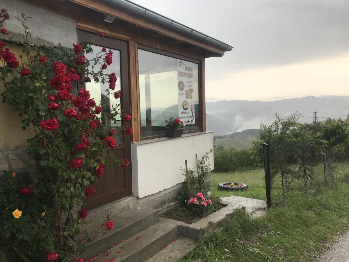 Guest House Chala Exterior photo